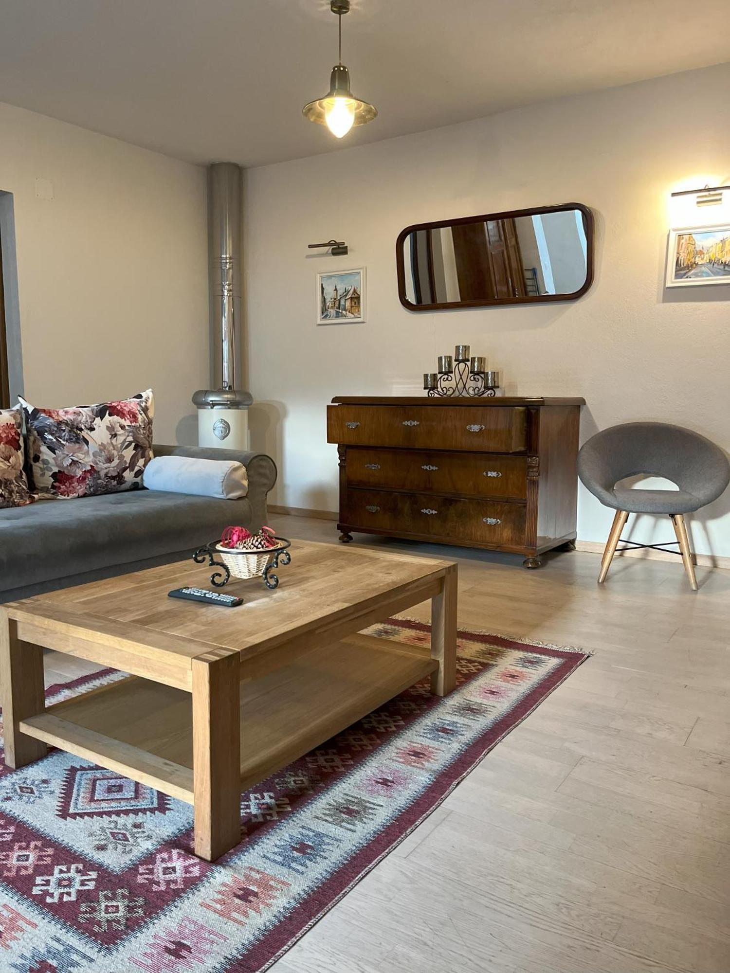 Cozy Apartment Brasov Exterior photo