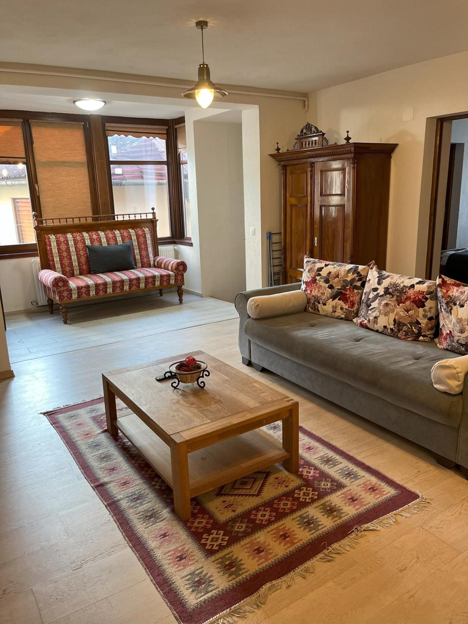 Cozy Apartment Brasov Exterior photo